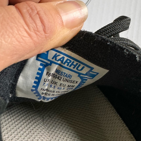 Kahru Mastari sneakers in navy suede. - Picture 5 of 5